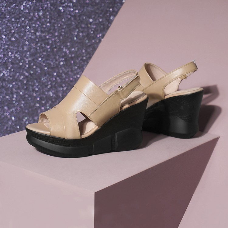 Women's Minimalist Low-Top Ankle Strap Wedge Sandals - Image 2