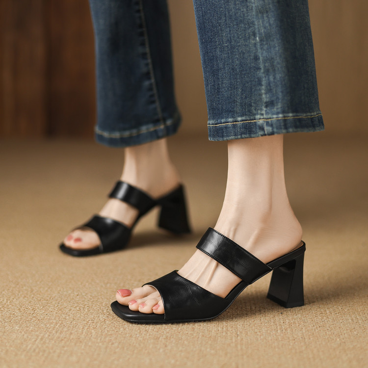 Women's One-Strap Slides with Chunky Heel - Style g.html - Image 3